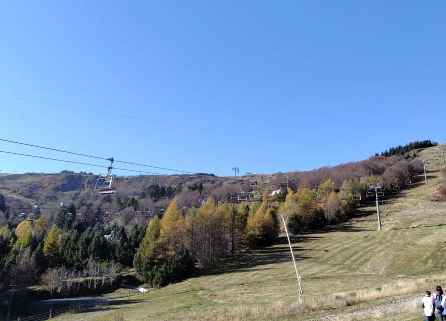 Chalet Emma Appartement Tout Equipe Et Refait A Neuf Dans Une Residence 3 Etoiles Besse-et-Saint-Anastaise